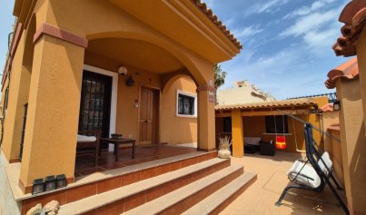 Resale - Villa -
Torrevieja - Costa Blanca Sur