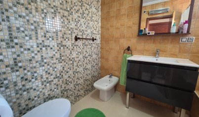 Resale - Villa -
Torrevieja - Costa Blanca Sur