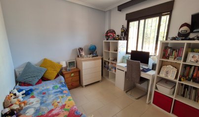 Resale - Villa -
Torrevieja - Costa Blanca Sur