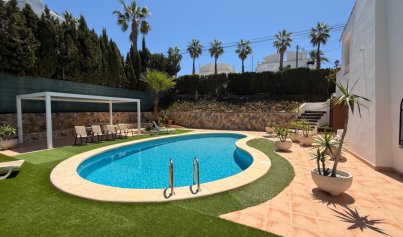 Resale - Villa -
Orihuela Costa - Costa Blanca Sur