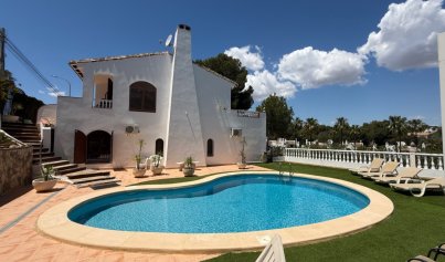 Resale - Villa -
Orihuela Costa - Costa Blanca Sur