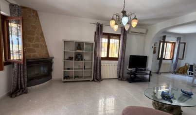 Resale - Villa -
Orihuela Costa - Costa Blanca Sur