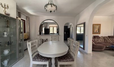 Resale - Villa -
Orihuela Costa - Costa Blanca Sur
