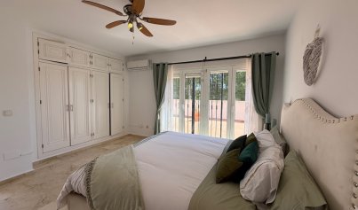 Resale - Villa -
Orihuela Costa - Costa Blanca Sur