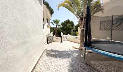Resale - Villa -
Orihuela Costa - Costa Blanca Sur