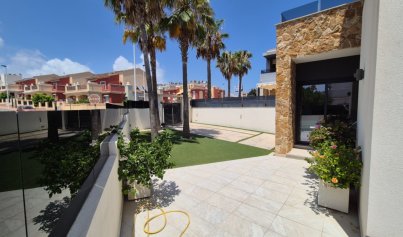 Resale - Villa -
Torrevieja - Costa Blanca Sur