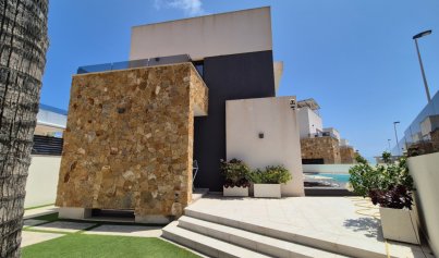Resale - Villa -
Torrevieja - Costa Blanca Sur