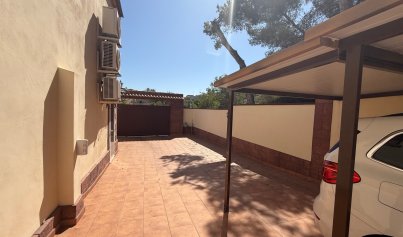 Resale - Villa -
Torrevieja - Costa Blanca Sur