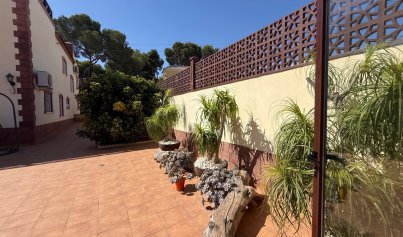 Resale - Villa -
Torrevieja - Costa Blanca Sur