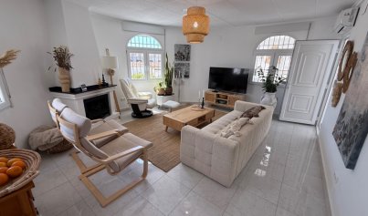 Resale - Villa -
Torrevieja - Costa Blanca Sur