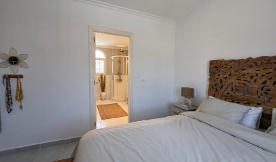 Resale - Villa -
Torrevieja - Costa Blanca Sur