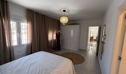 Resale - Villa -
Torrevieja - Costa Blanca Sur