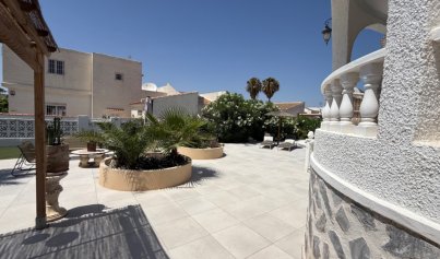 Resale - Villa -
Torrevieja - Costa Blanca Sur