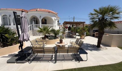 Resale - Villa -
Torrevieja - Costa Blanca Sur