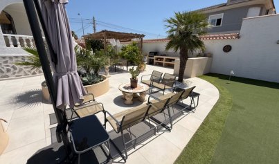 Resale - Villa -
Torrevieja - Costa Blanca Sur