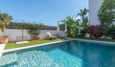 Resale - Villa -
Marrachí - Mallorca
