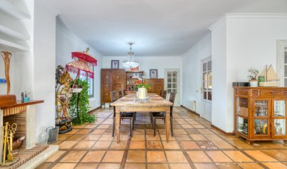 Resale - Villa -
Esporlas - Mallorca