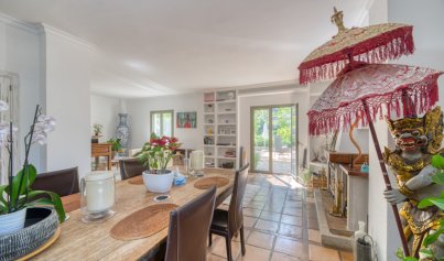 Resale - Villa -
Esporlas - Mallorca
