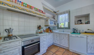 Resale - Villa -
Esporlas - Mallorca