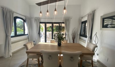 Resale - Villa -
Calviá - Mallorca