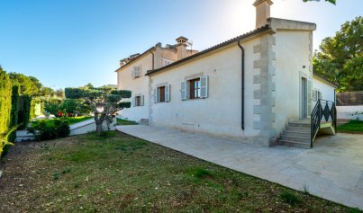 Resale - Villa -
Calviá - Mallorca