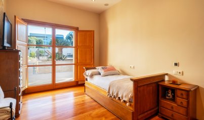 Resale - Villa -
Calviá - Mallorca