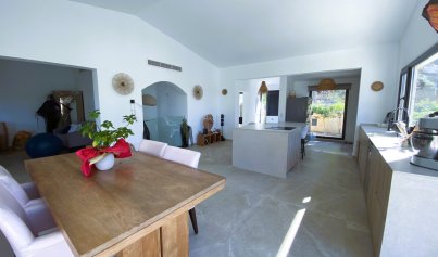 Resale - Villa -
Calviá - Mallorca