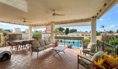 Resale - Villa -
Campoamor - Dehesa de Campoamor