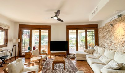 Resale - Villa -
Campoamor - Dehesa de Campoamor