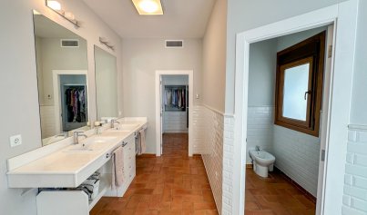 Resale - Villa -
Campoamor - Dehesa de Campoamor