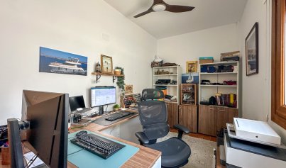 Resale - Villa -
Campoamor - Dehesa de Campoamor