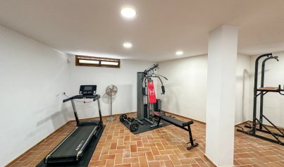 Resale - Villa -
Campoamor - Dehesa de Campoamor