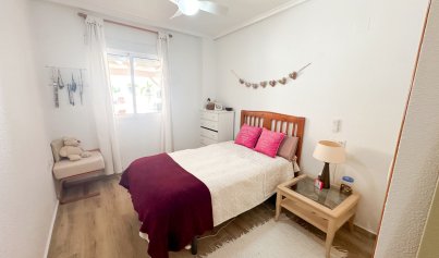 Resale - Apartment -
Torrevieja - Centro