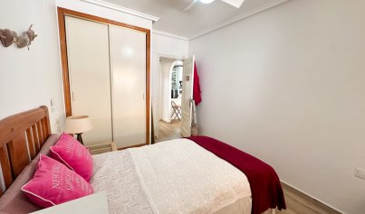 Resale - Apartment -
Torrevieja - Centro