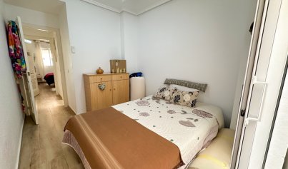 Resale - Apartment -
Torrevieja - Centro