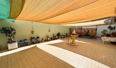 Resale - Apartment -
Torrevieja - Centro