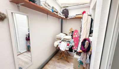 Resale - Apartment -
Torrevieja - Centro