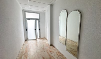 Resale - Apartment -
Torrevieja - Centro