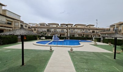 Resale - Bungalow -
Orihuela Costa - Playa Flamenca