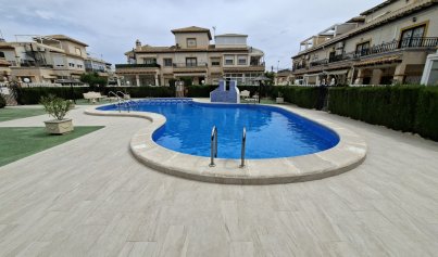 Resale - Bungalow -
Orihuela Costa - Playa Flamenca