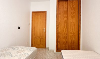 Resale - Bungalow -
Orihuela Costa - Playa Flamenca