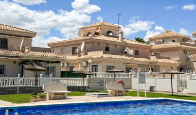 Resale - Bungalow -
Orihuela Costa - Playa Flamenca