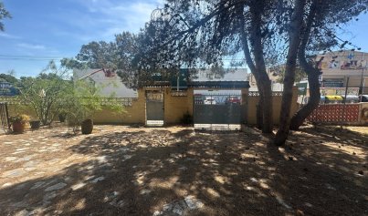 Resale - Villa -
Torrevieja - Los Balcones - Los Altos del Edén