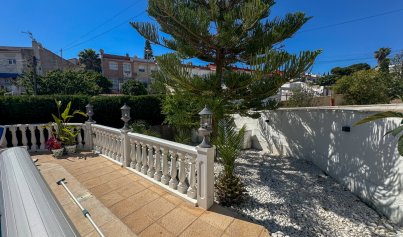 Resale - Townhouse -
Torrevieja - Los Balcones - Los Altos del Edén