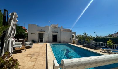 Resale - Townhouse -
Torrevieja - Los Balcones - Los Altos del Edén