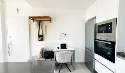 Resale - Bungalow -
Orihuela Costa - Villamartin