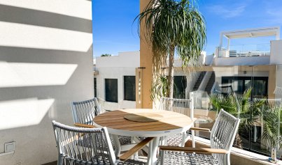 Resale - Bungalow -
Orihuela Costa - Villamartin