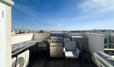 Resale - Bungalow -
Orihuela Costa - Villamartin
