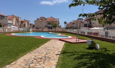 Resale - Bungalow -
Orihuela Costa - Playa Flamenca