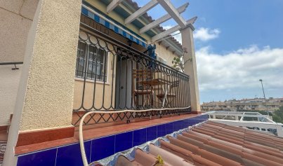 Resale - Bungalow -
Orihuela Costa - Playa Flamenca